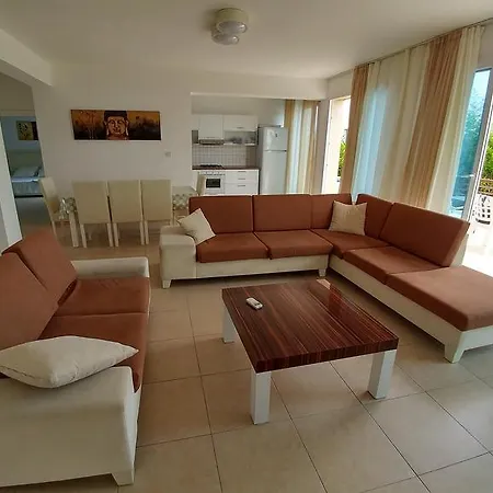 Eden * Agios Amvrosios (Kyrenia)